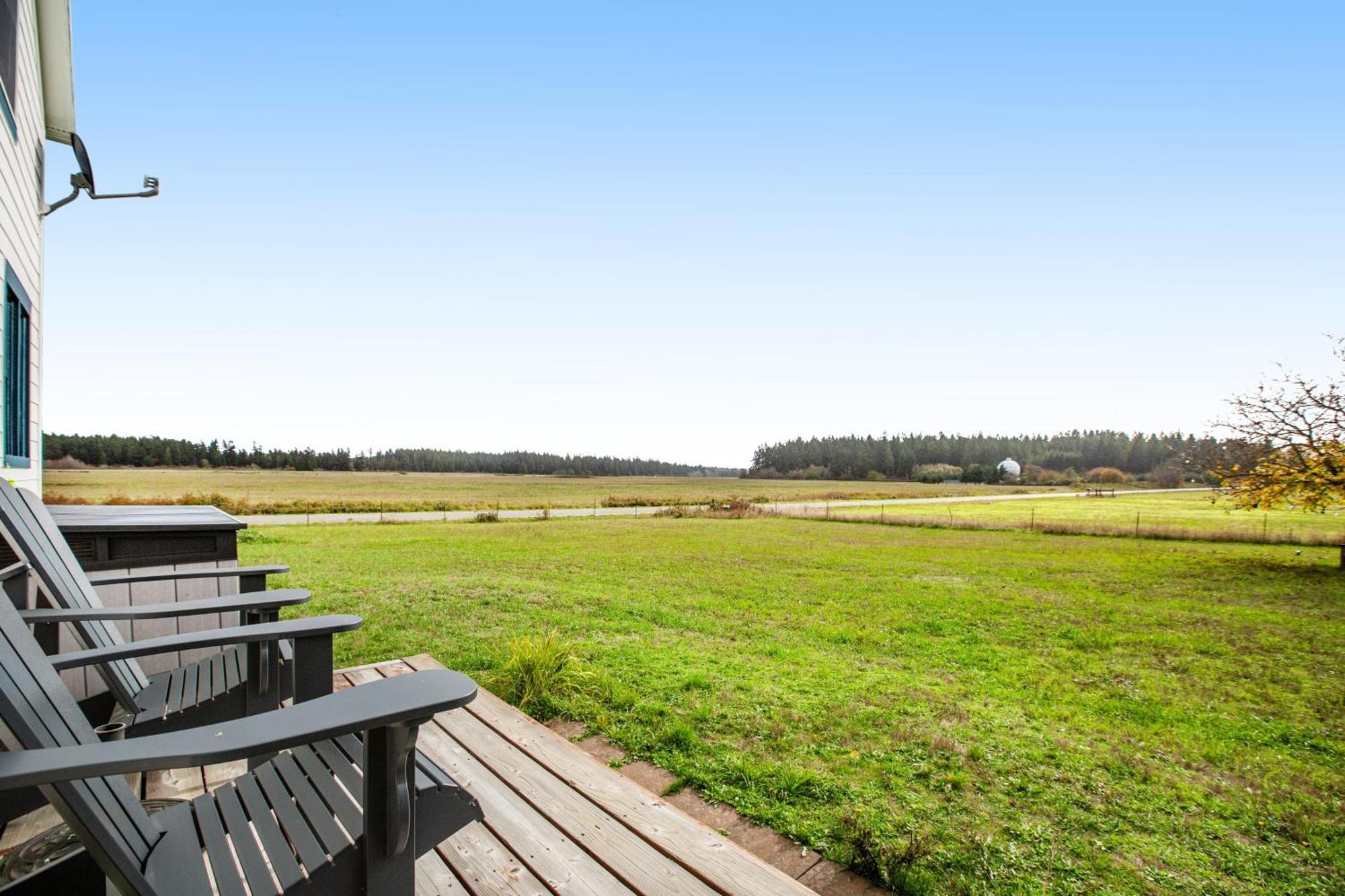Historic Officer'S Farmhouse At Olf Coupeville Exterior foto