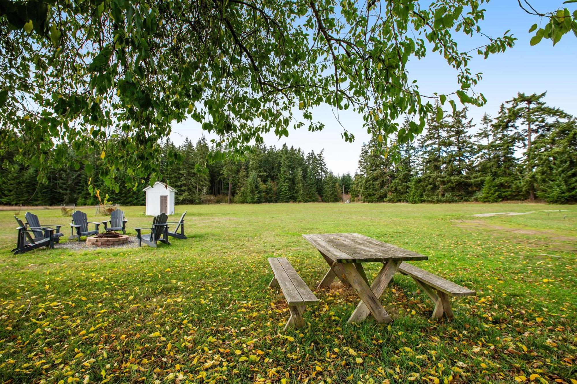 Historic Officer'S Farmhouse At Olf Coupeville Exterior foto