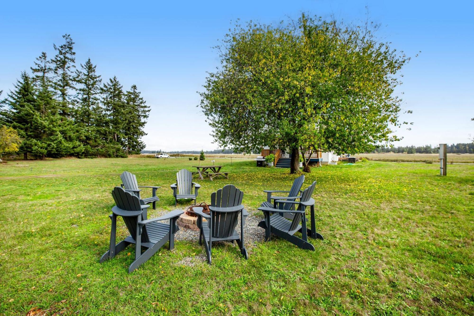 Historic Officer'S Farmhouse At Olf Coupeville Exterior foto